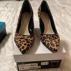 Alfani leopard print heel